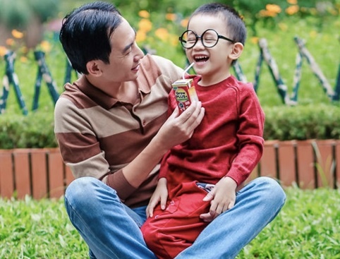 Nhung luu y dam bao dinh duong cho tre trong dip Tet hinh anh