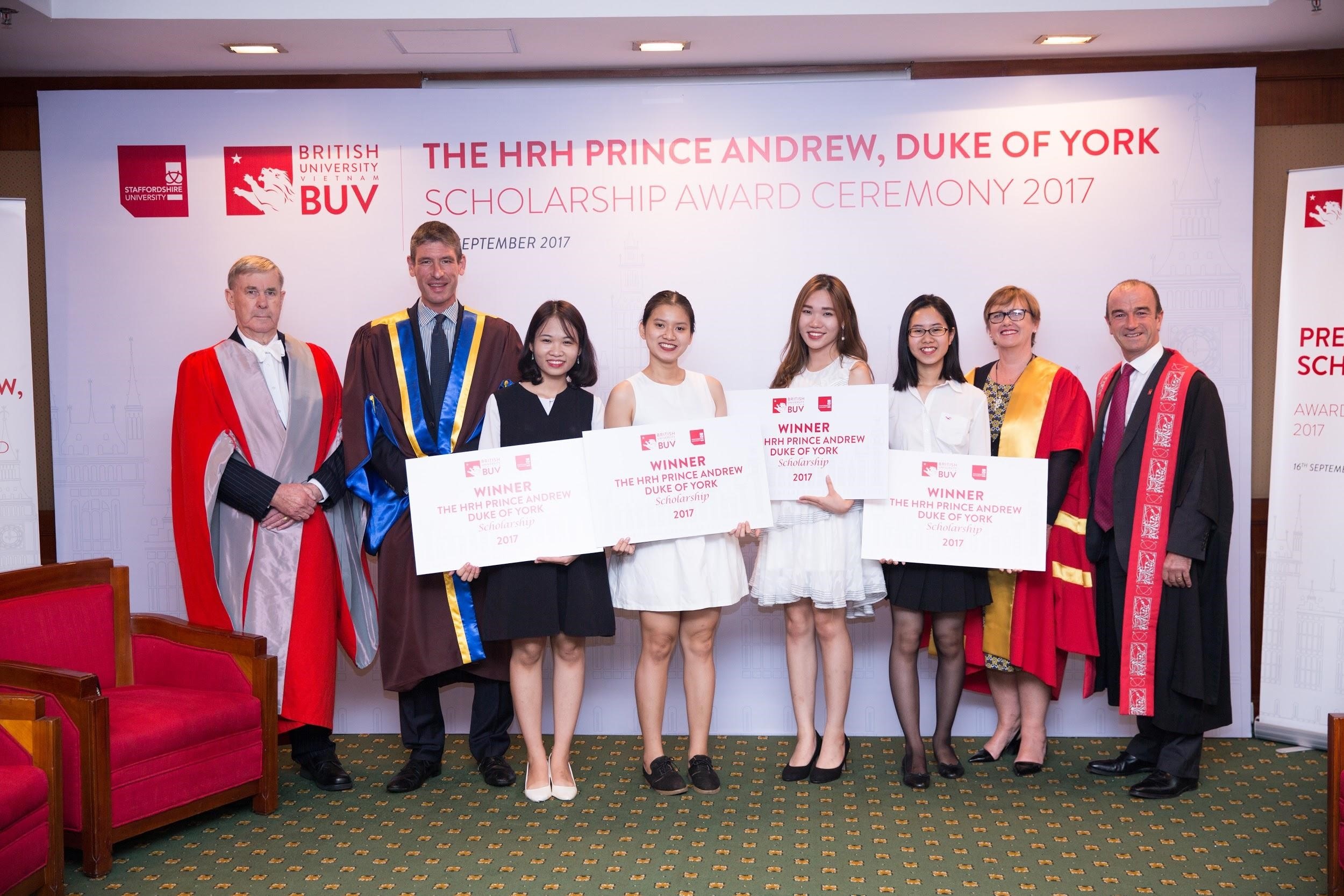 BUV, học bổng ảnh 3 BUV, hoc bong anh 3