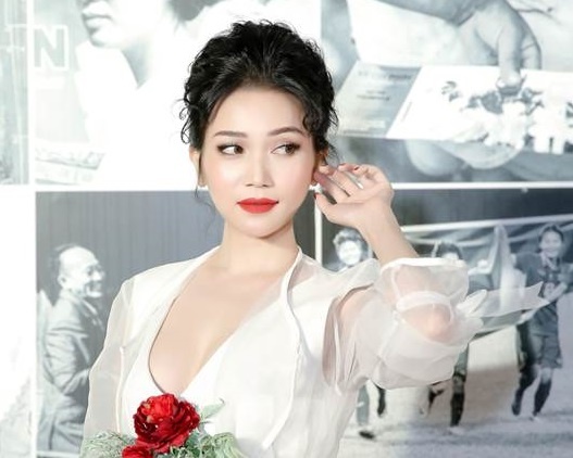 Si Thanh dien dam trang quyen ru du su kien hinh anh