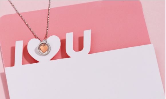 Bo trang suc chu de tinh yeu, thiet ke toi gian cho dip 14-2 hinh anh