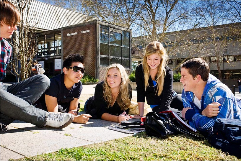 Dai hoc Macquarie tang hoc bong den 20.000 AUD cho sinh vien Viet hinh anh