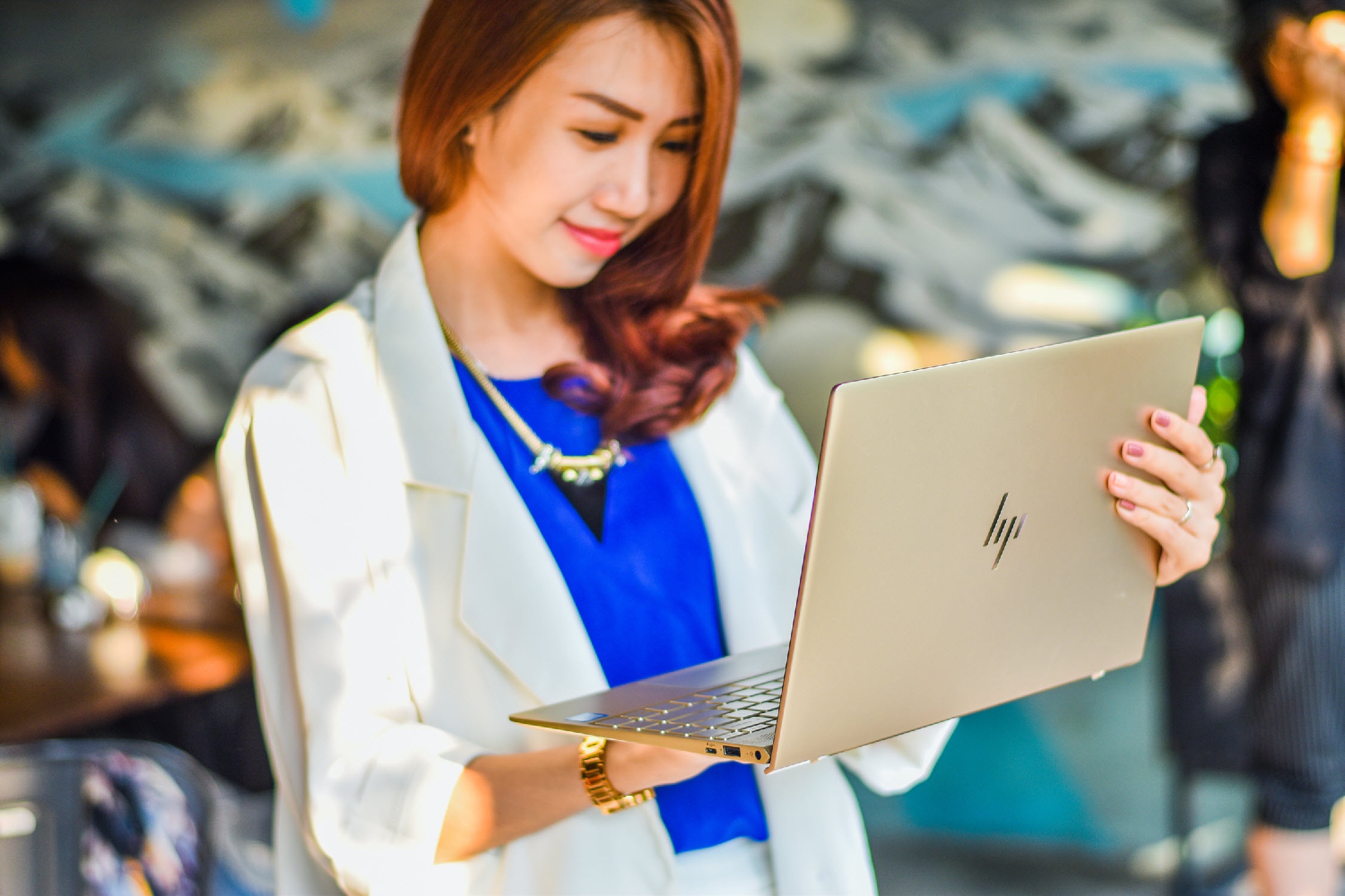 HP Envy moi: Tang 30% hieu nang, gia 21,5 trieu dong hinh anh