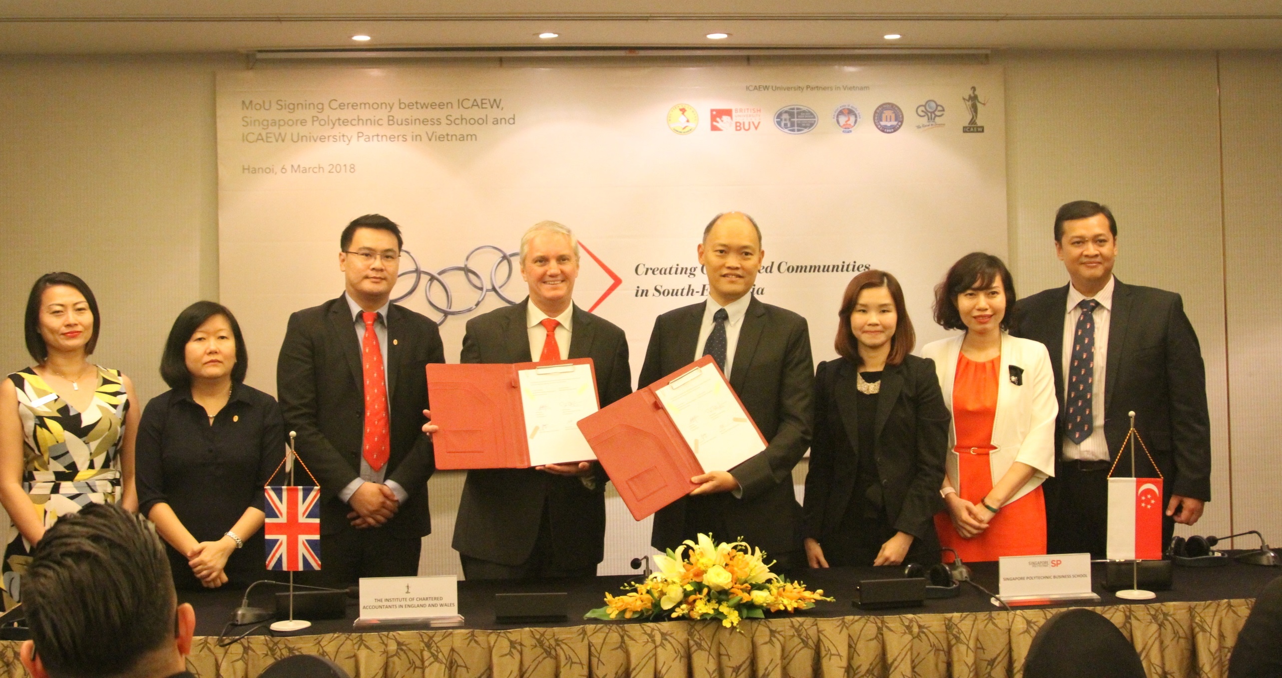 Co hoi hoc tap, giao luu nghe nghiep tai Singapore cho sinh vien Viet hinh anh