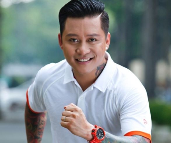 Tuan Hung trinh dien hit, tham gia thu thach tai offline G-Collector hinh anh