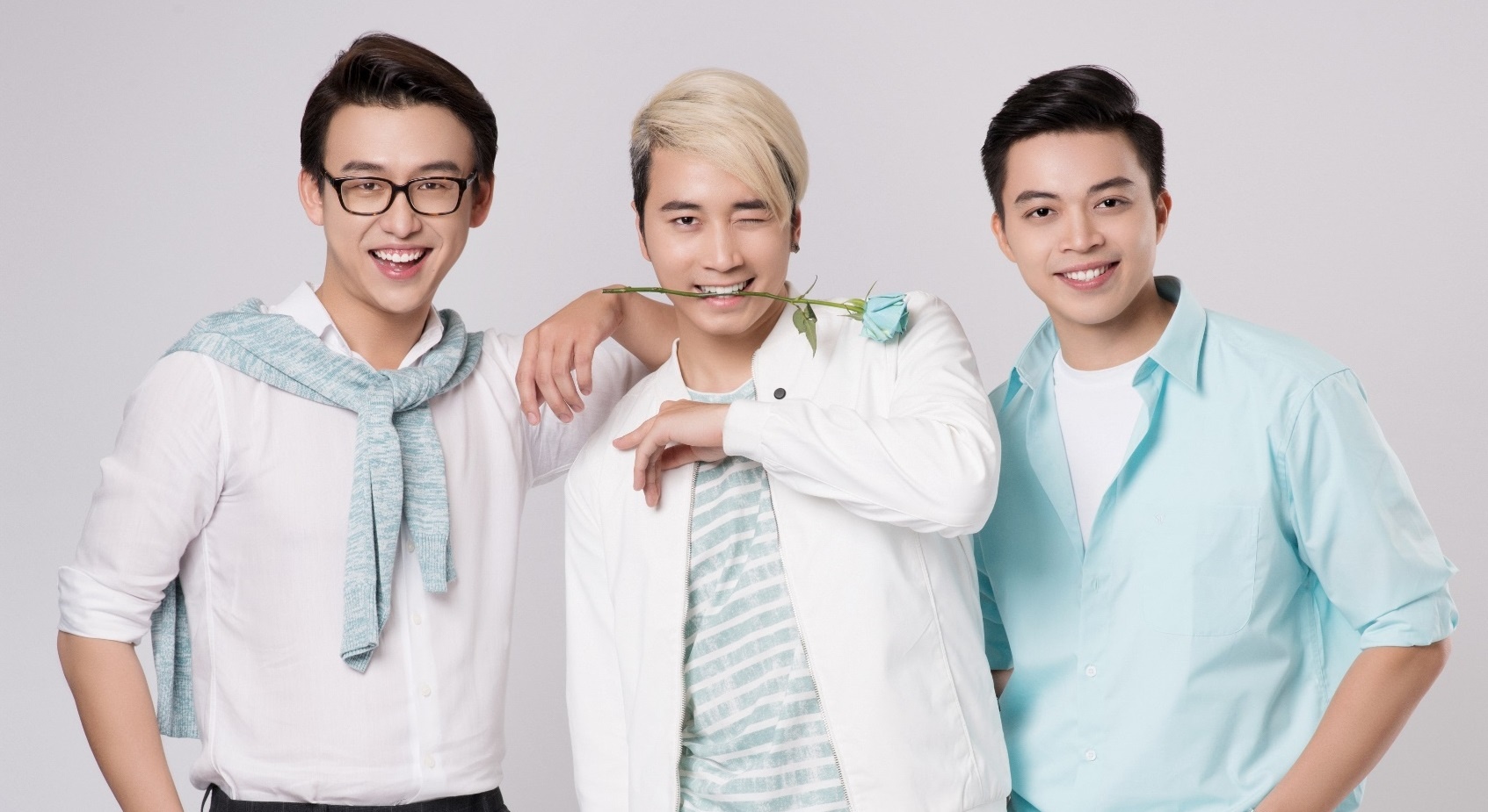 Karik, Quang Bao, Lan Nha moi fan nu 'viet chuyen tuong lai' hinh anh