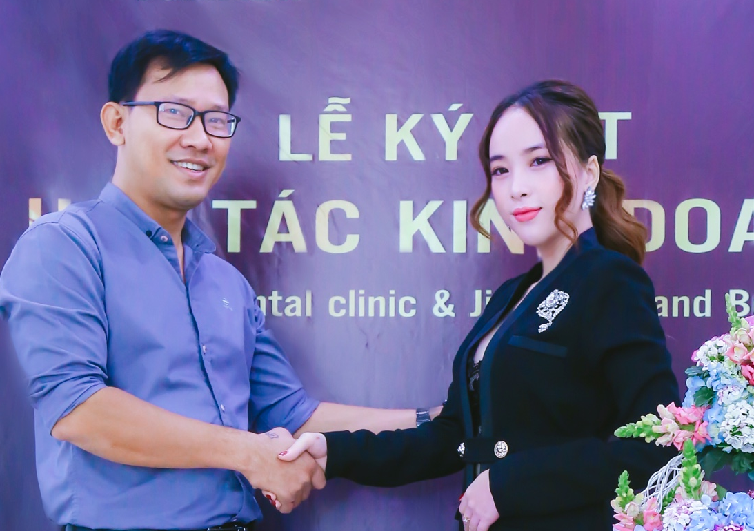 Ji Sun Spa and Beauty va Nha khoa U Smile Dental Clinic ky ket hop tac hinh anh