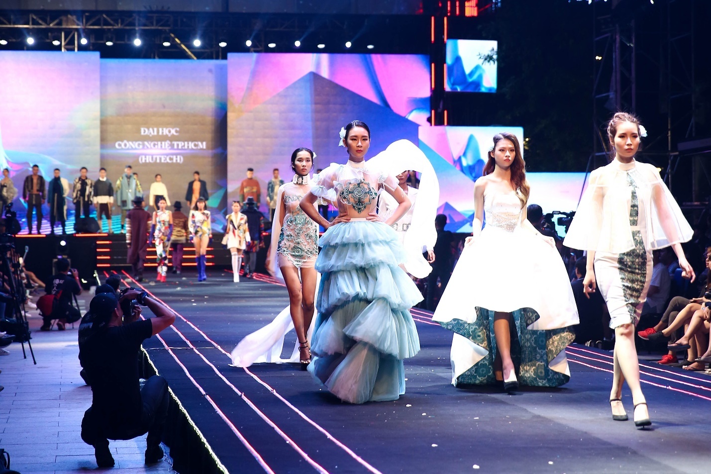 Đại học HUTECH ảnh 4 Dai hoc HUTECH anh 4