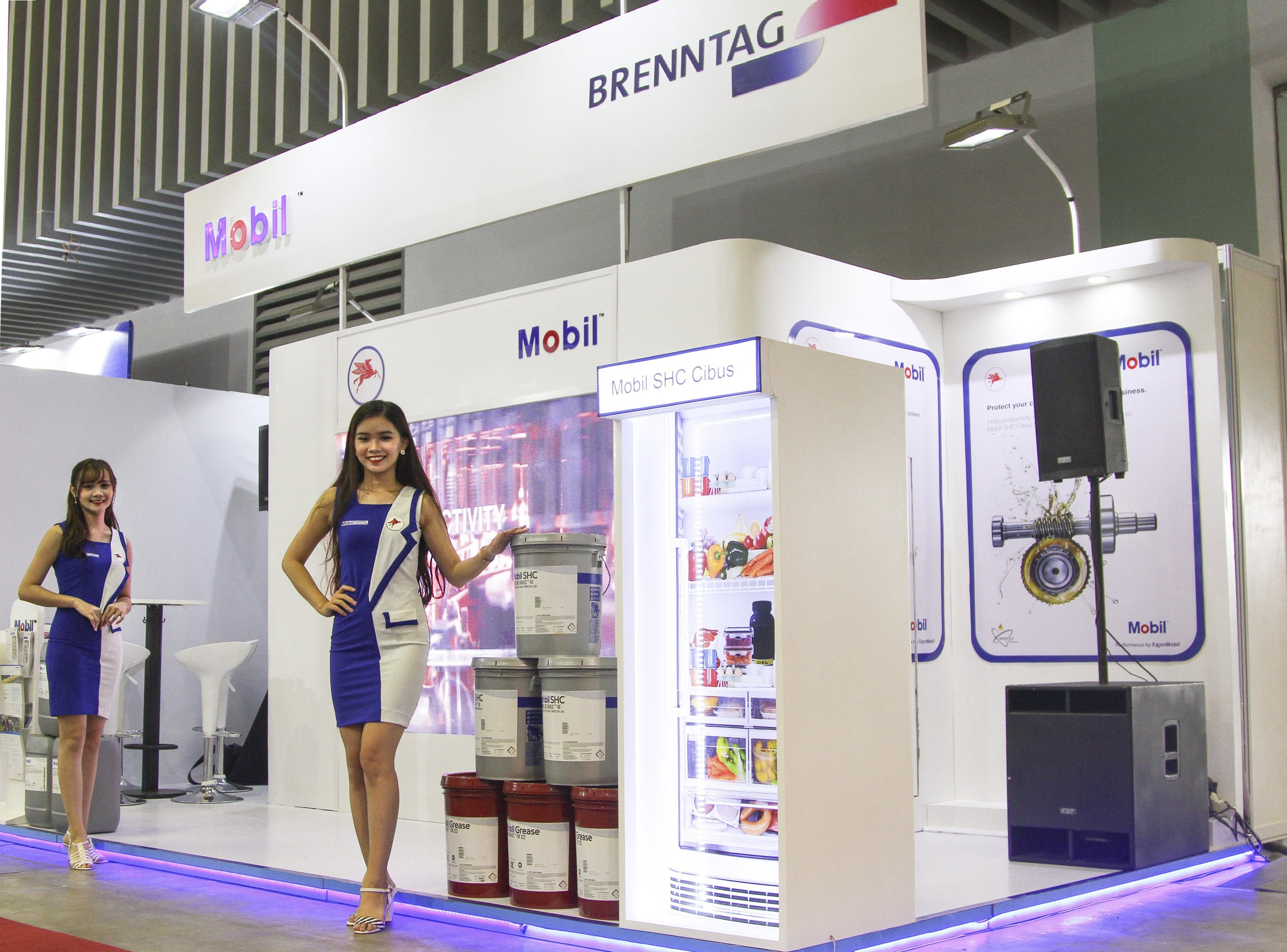 Toi uu nang suat may che bien thuc pham voi nhot Mobil chuan NSF H1 hinh anh