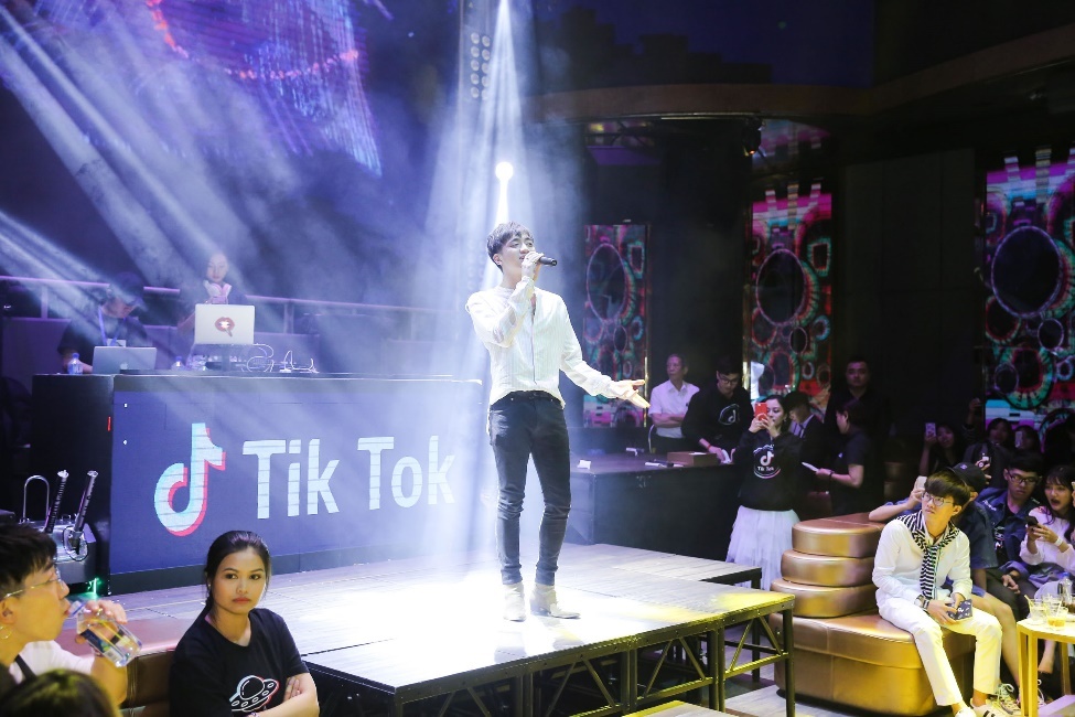 Tik Tok ảnh 3 Tik Tok anh 3