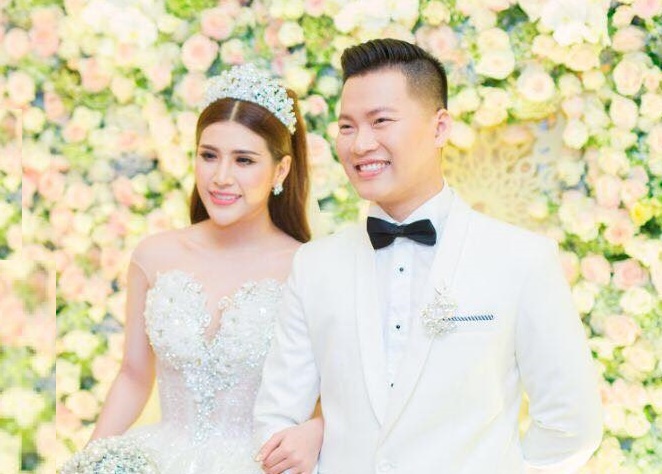 To Ny long lay trong khong gian tiec cuoi duoc trang tri boi Gbrown hinh anh