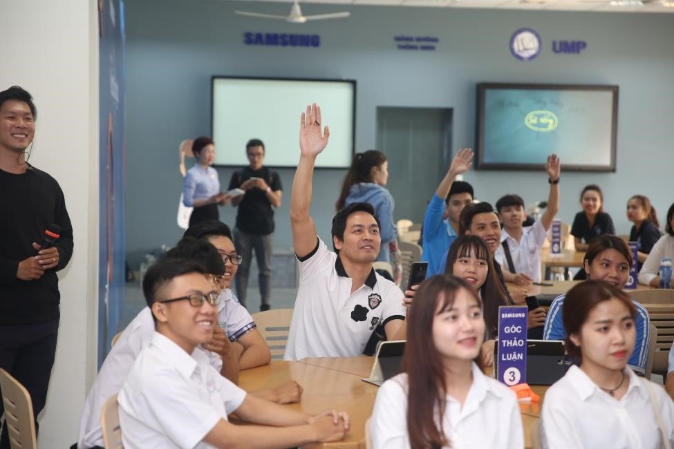 Phan Anh,  công nghệ VR,  Samsung ảnh 5 Phan Anh,  cong nghe VR,  Samsung anh 5