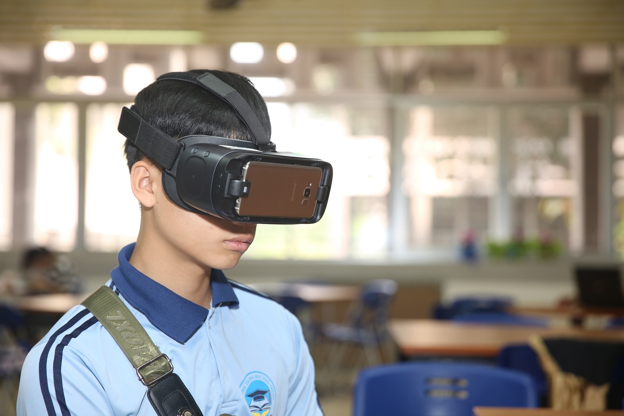 Trai nghiem moi truong hoc tap hi-tech cua sinh vien y duoc TP.HCM hinh anh