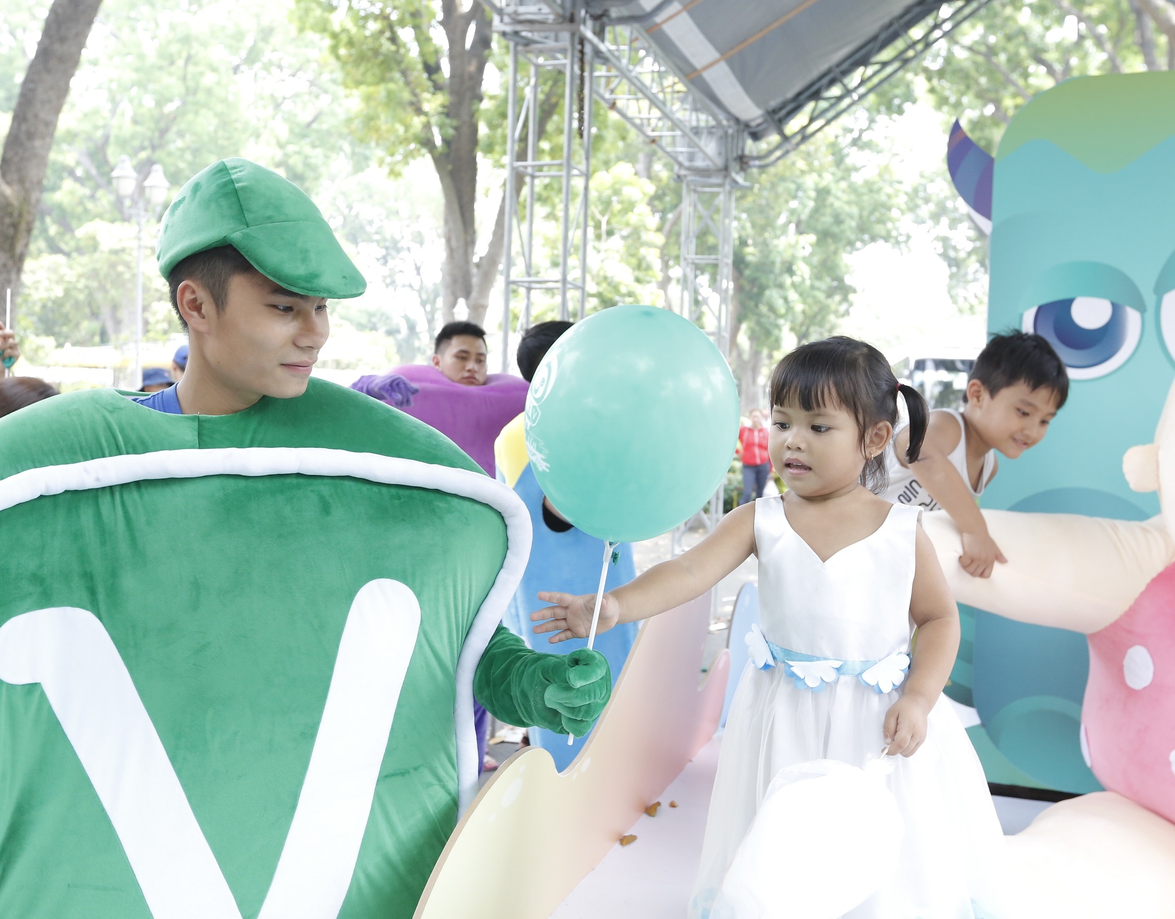 vaccine phong thuy dau anh 6