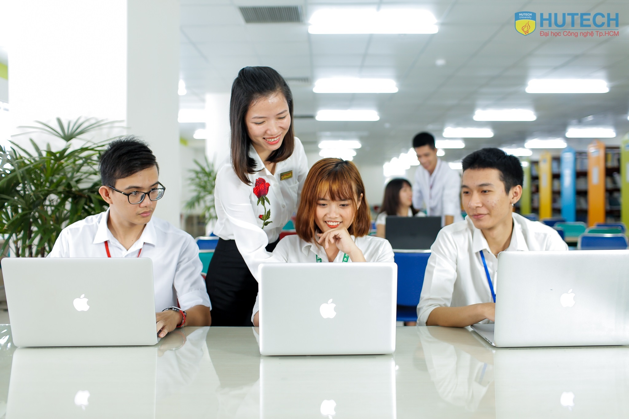 Hutech  ảnh 3 Hutech anh 3