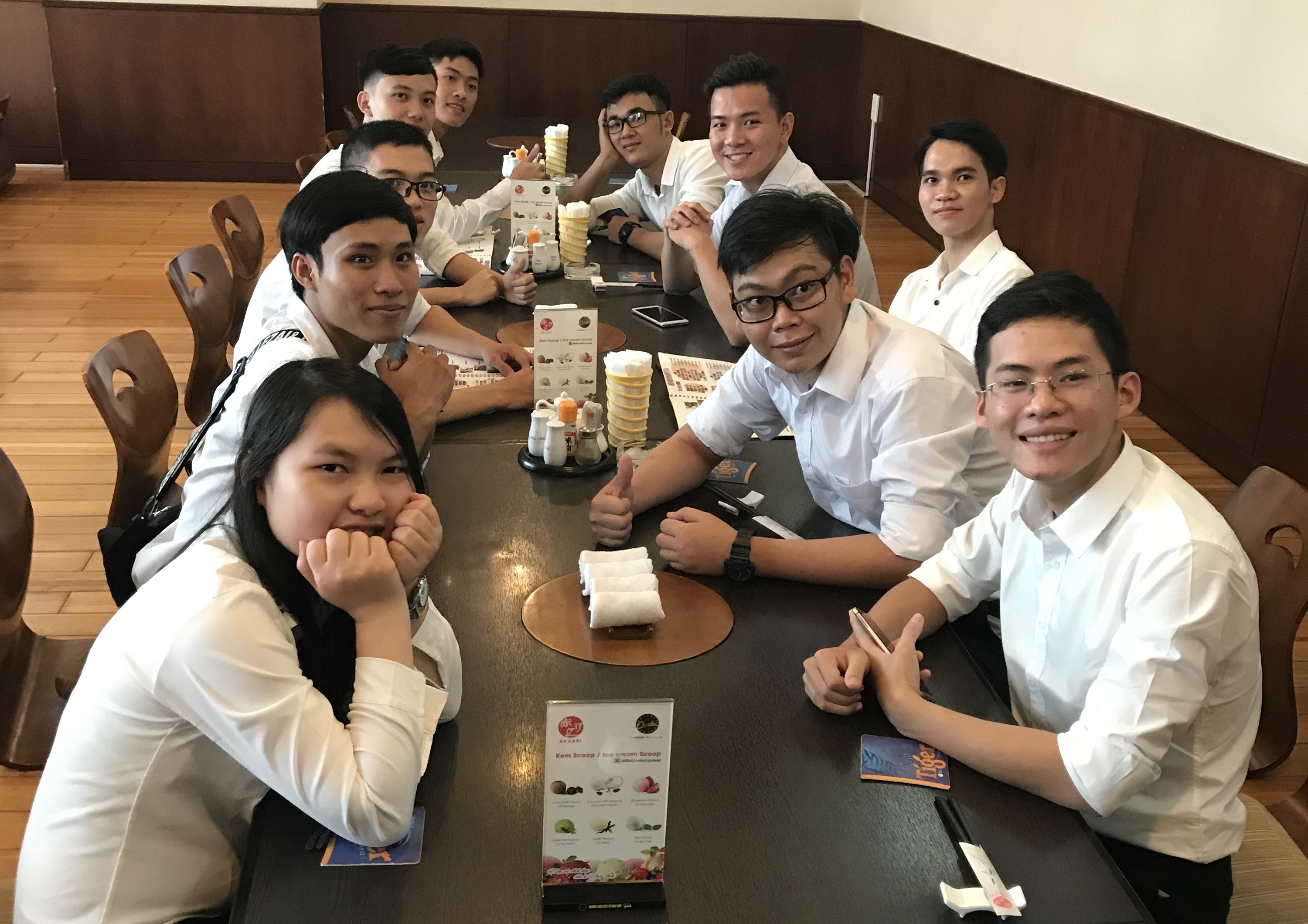 hoc bong Panasonic 2017 anh 2