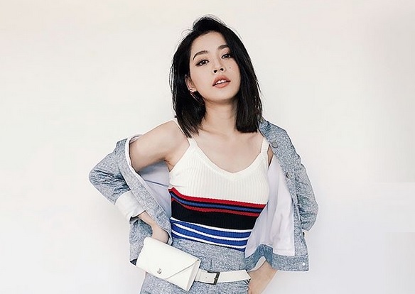 Chi Pu chia se bi kip 'song ao' tai su kien Vietnam Instagram Event hinh anh