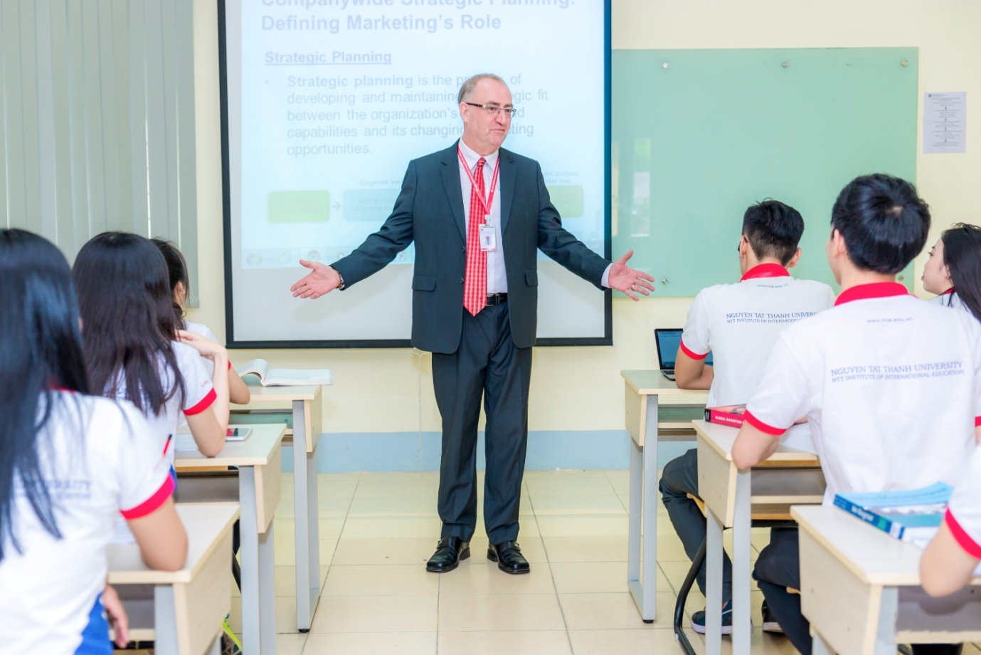 Đại học Nguyễn Tất Thành ảnh 1 Dai hoc Nguyen Tat Thanh anh 1