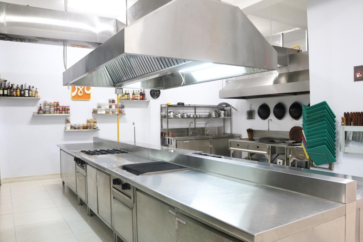 Huong Nghiep A Au anh 1