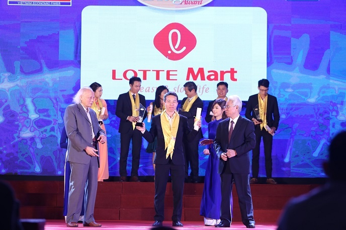 Lotte Mart nhan giai doanh nghiep nuoc ngoai hoat dong hieu qua hinh anh