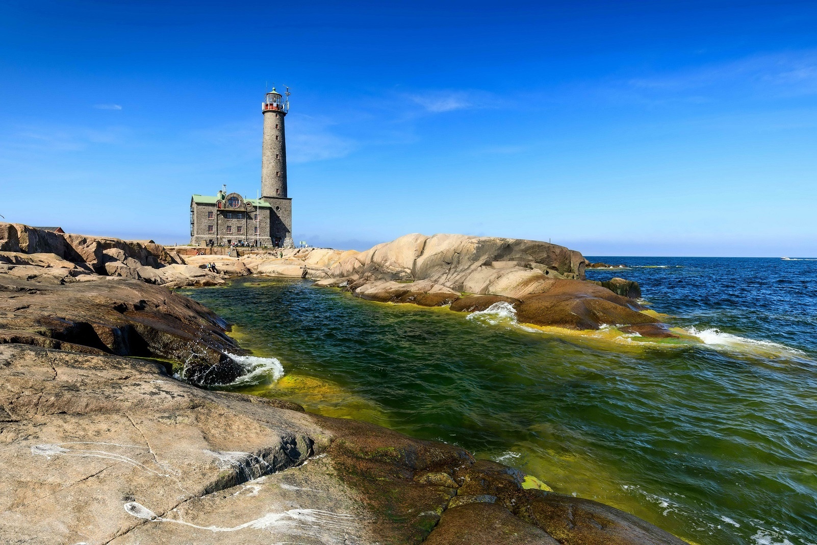 Vien Dao tao Quoc te IEI anh 1