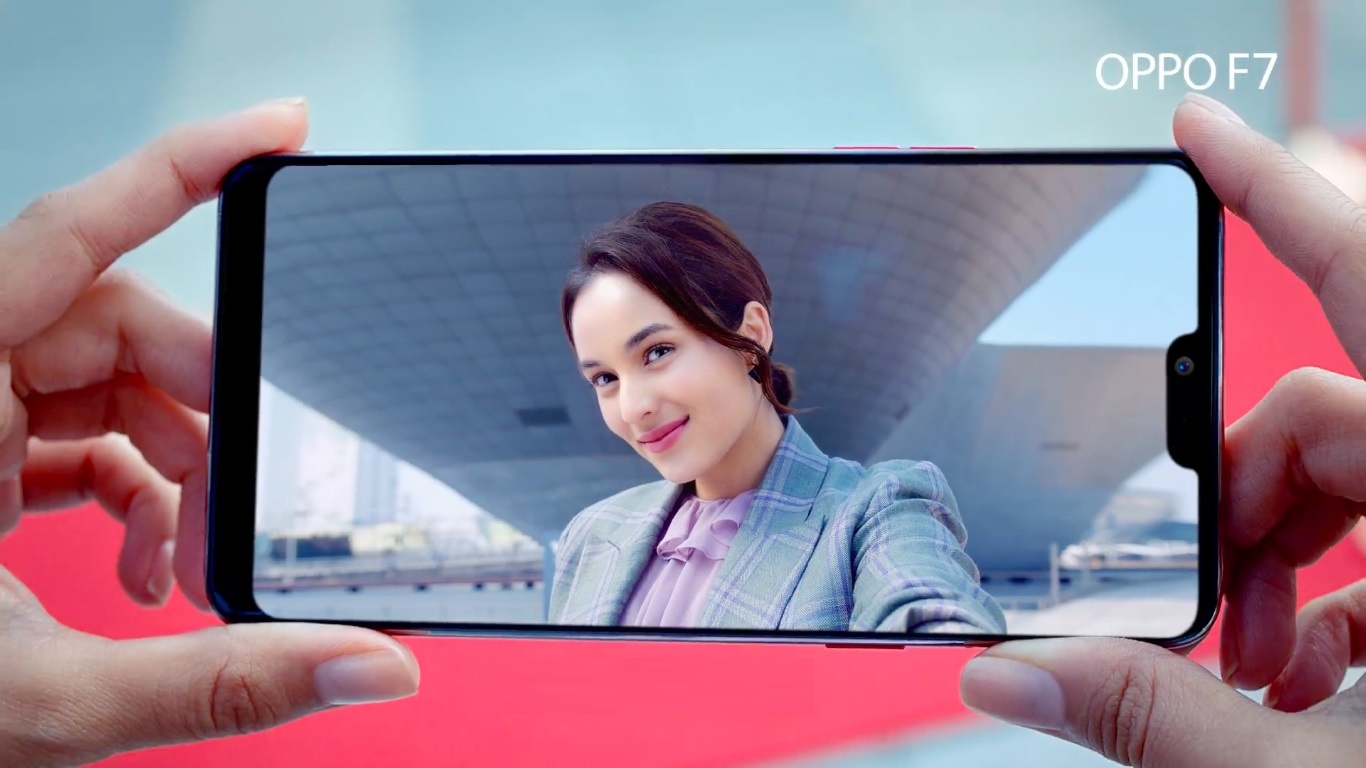Oppo F7 anh 1
