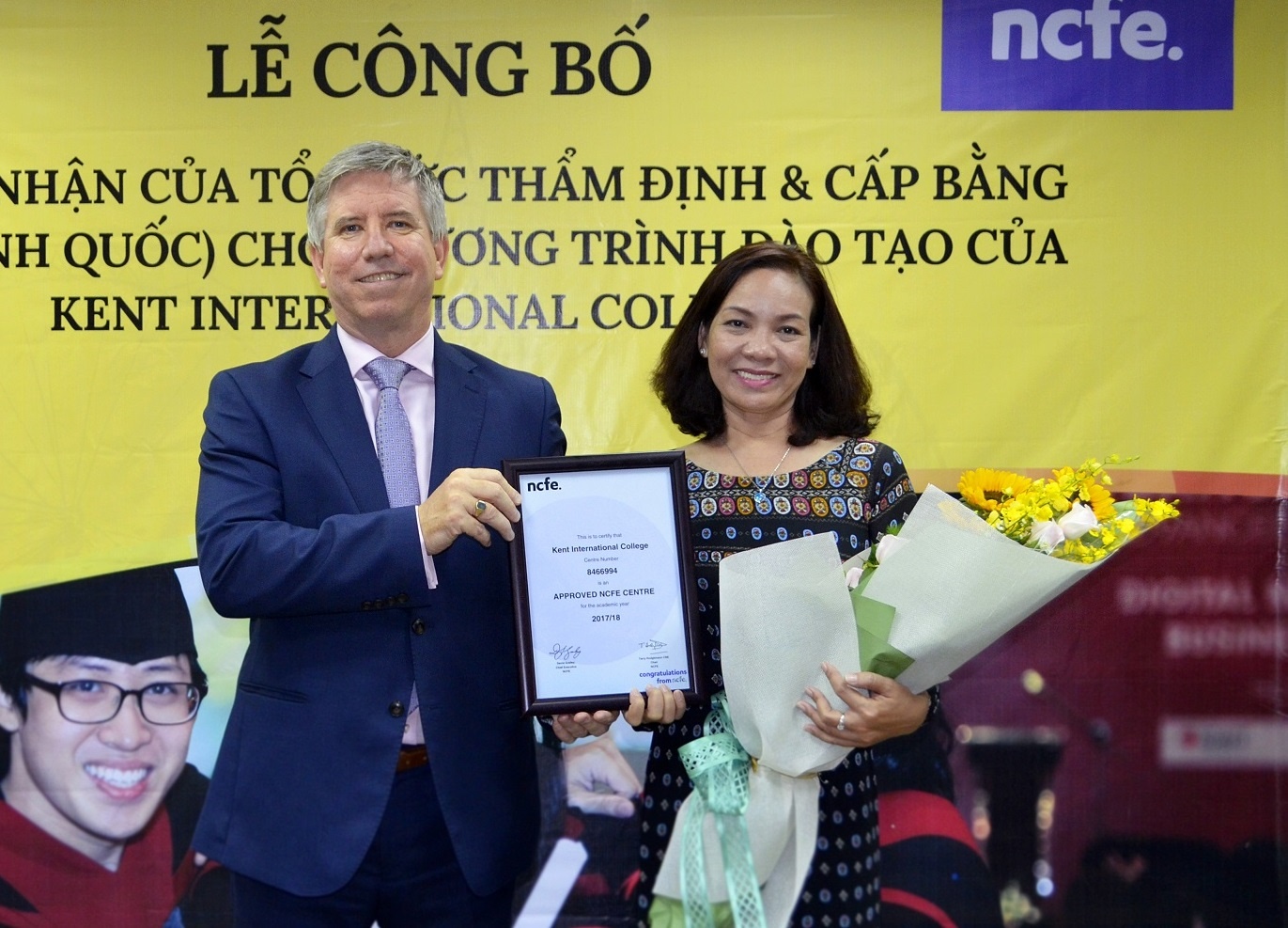 CD Quoc te Kent dat chuan dao tao NCFE, Anh Quoc hinh anh