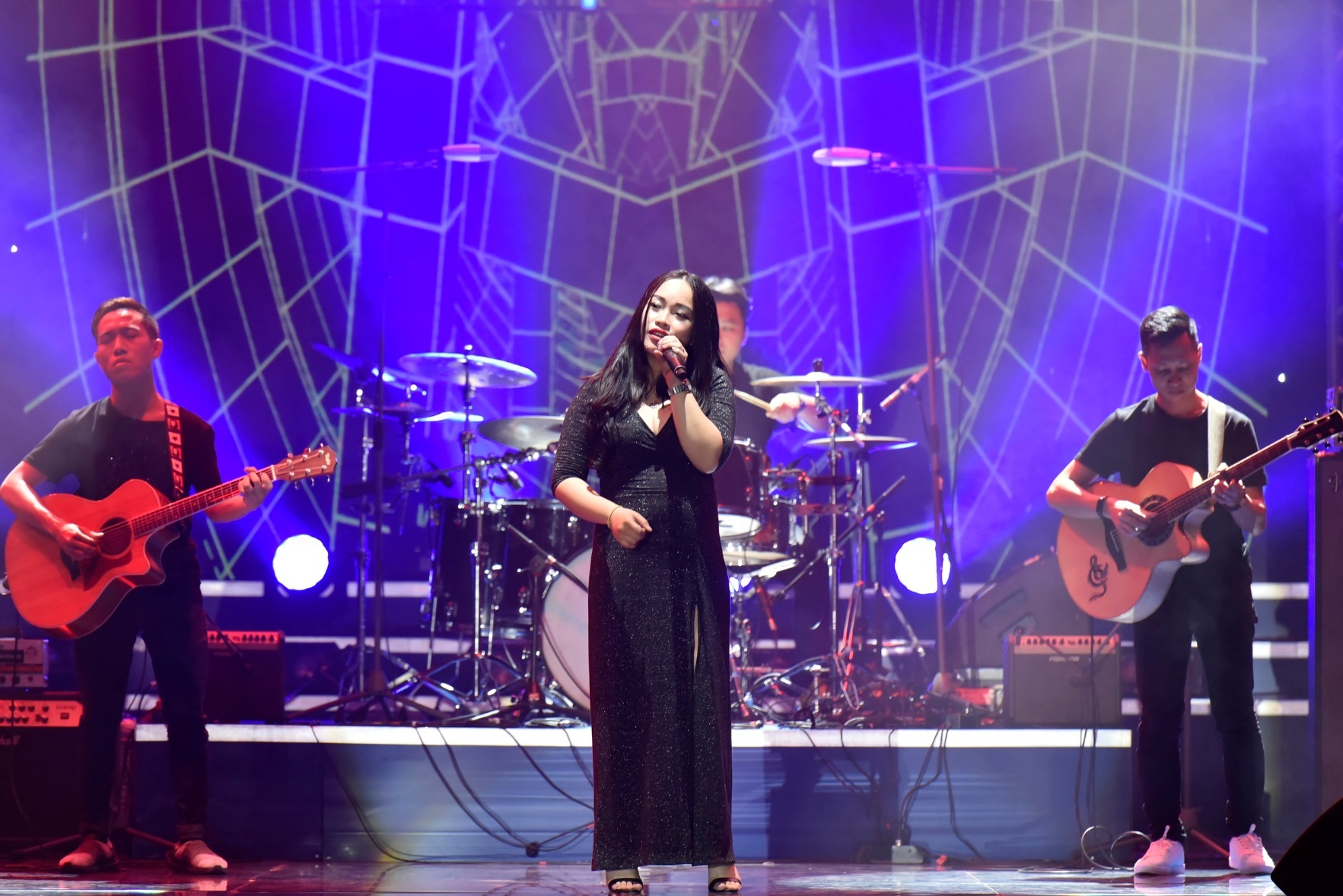 Ca tinh am nhac da dang trong CK phia Bac ‘The Band by VinaPhone' hinh anh