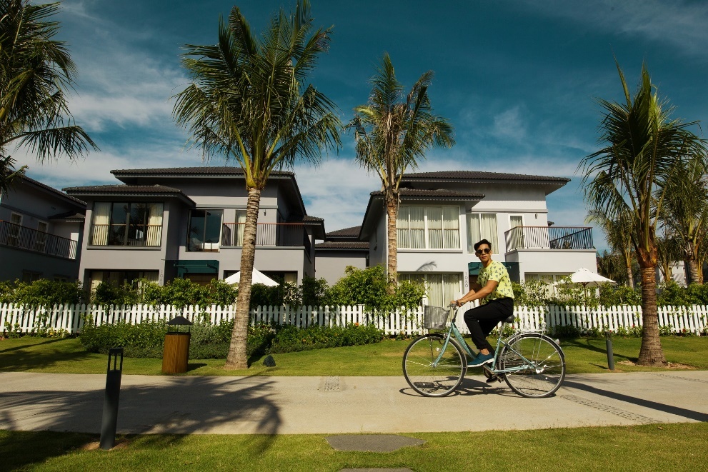 Sonasea Shopping Center anh 7