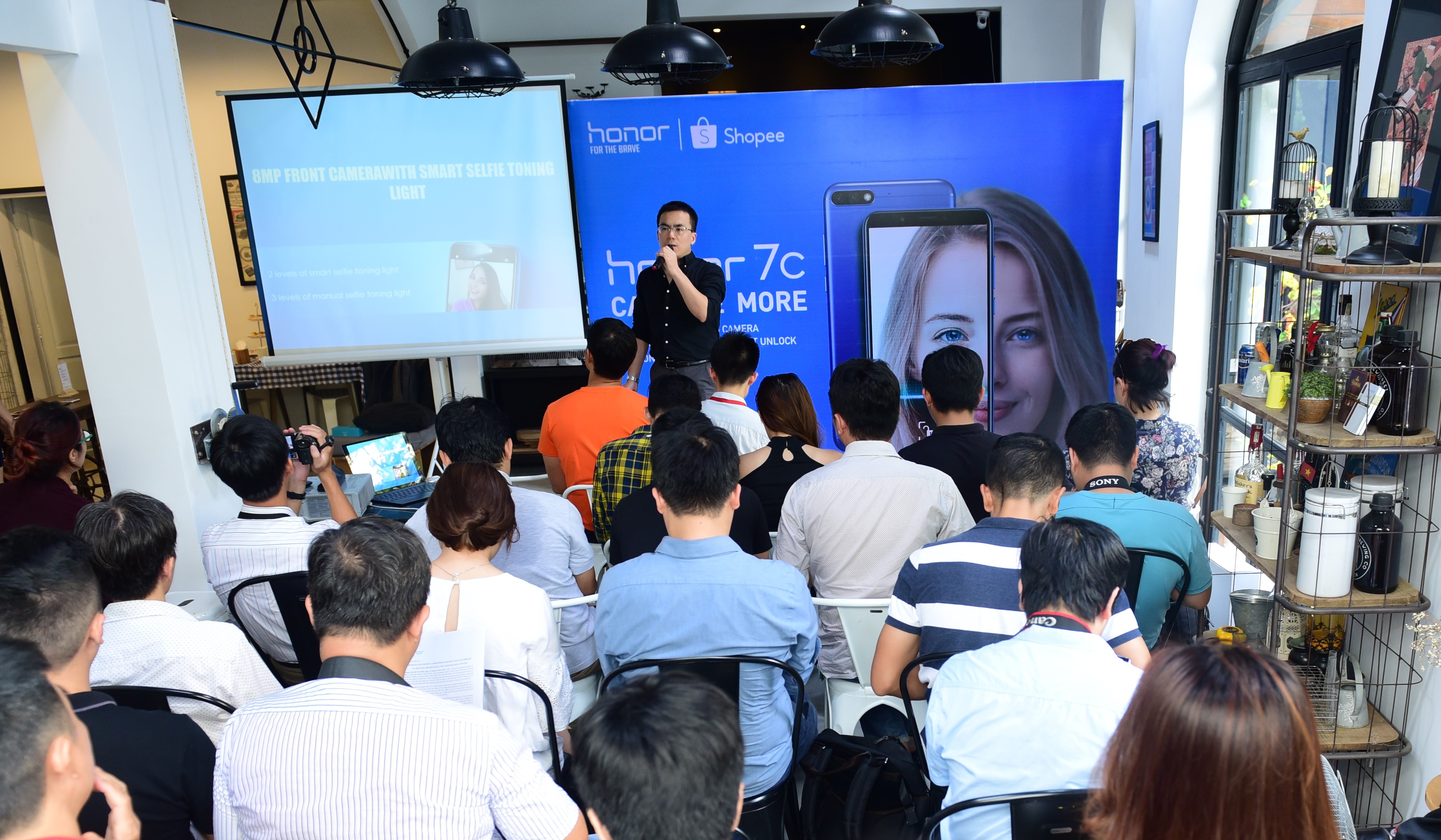 Oppo A7 ảnh 1 Oppo A7 anh 1