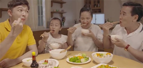 Tau vi yeu Con Meo Den anh 10