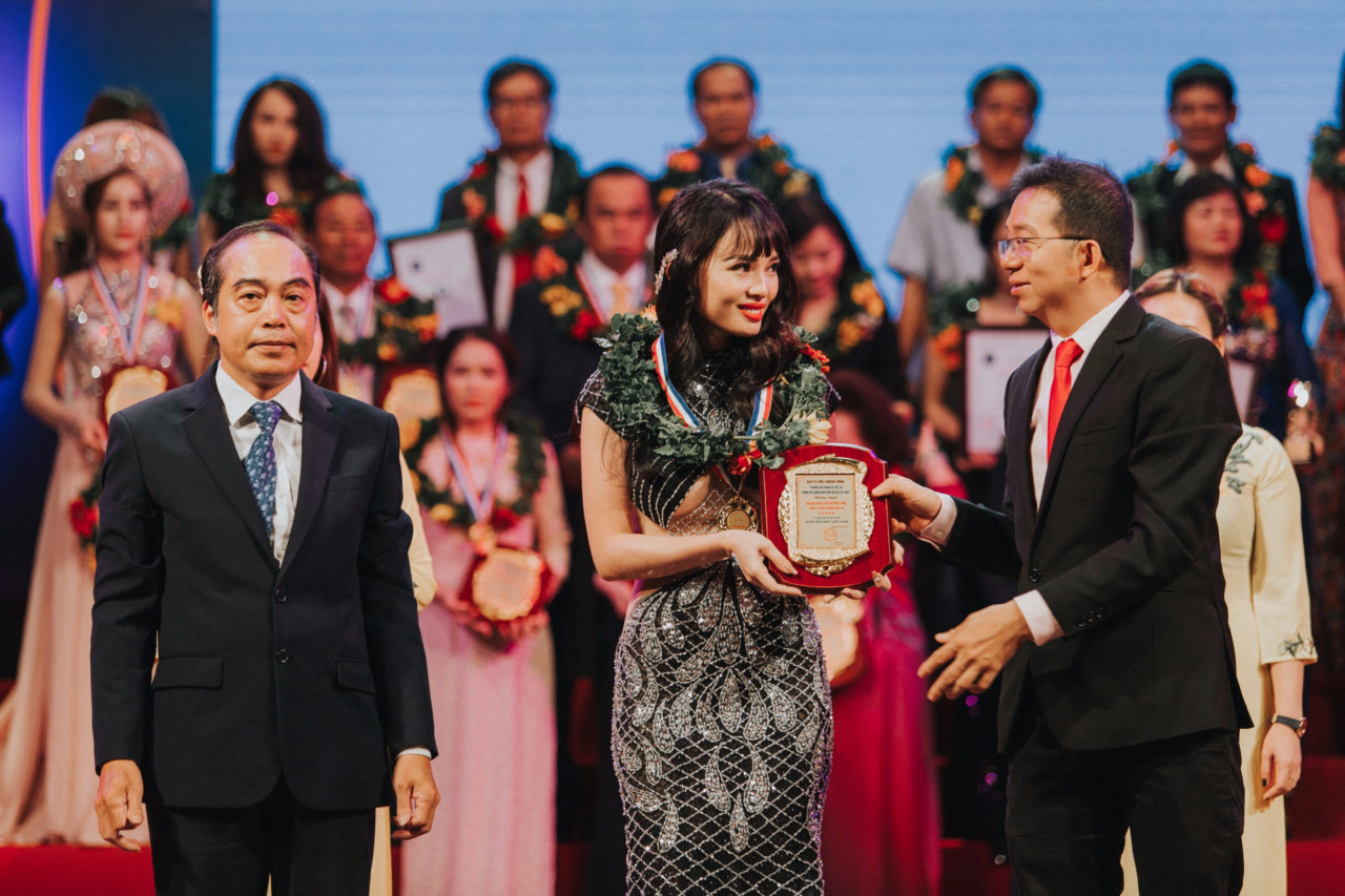 mỹ phẩm thiên Haki ảnh 5 my pham thien Haki anh 5