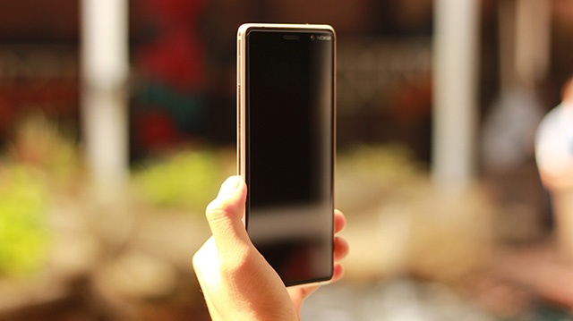 Nokia 7 Plus: Man hinh 18:9, chip Snapdragon 660 hinh anh