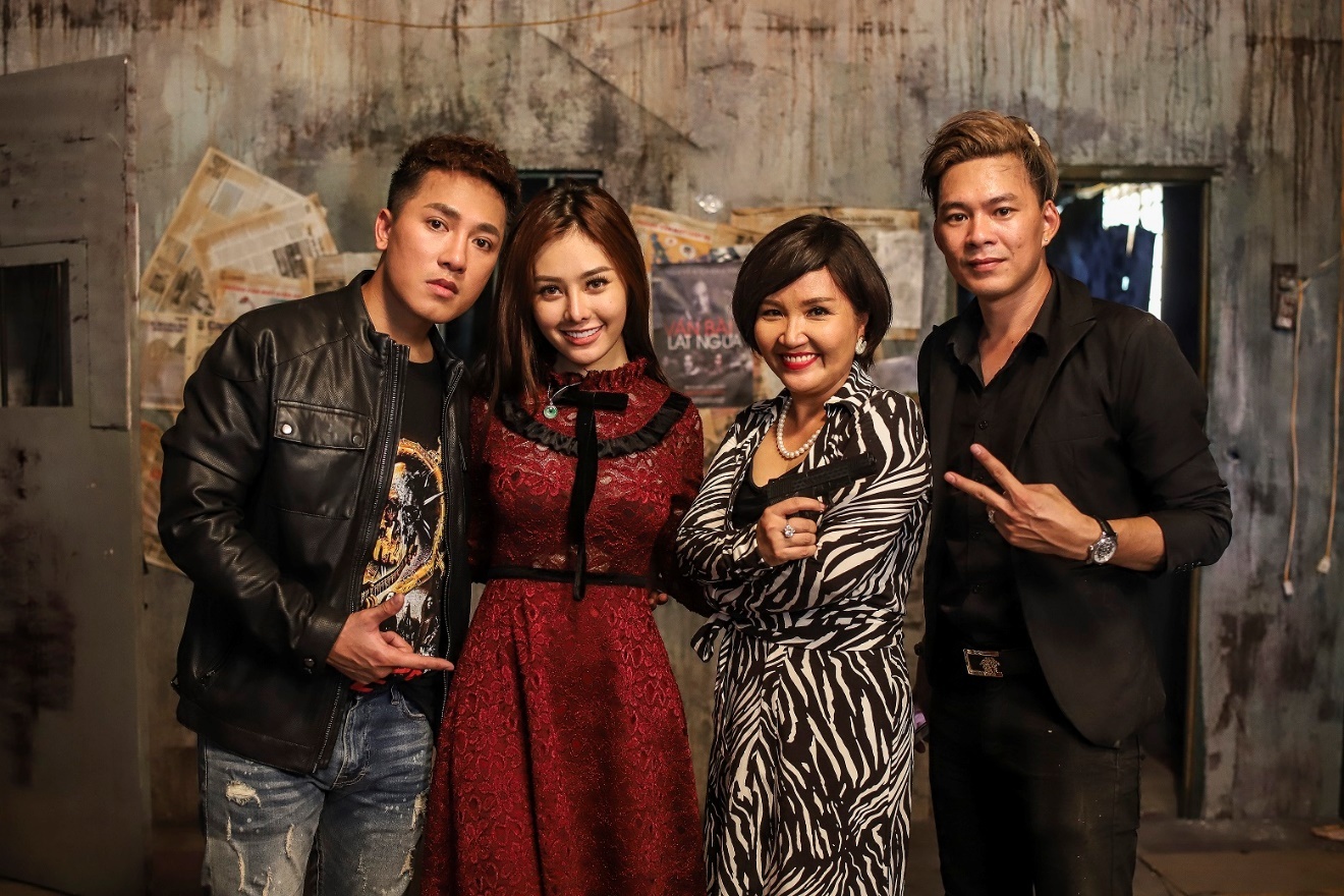 Ngam hoa le roi anh 2