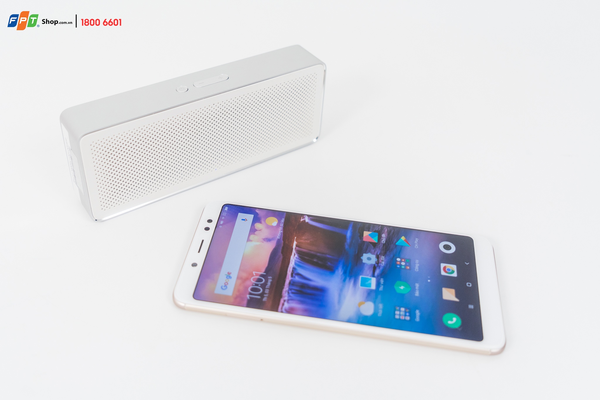 FPT Shop tang 1.000 loa Xiaomi Basic 2 cho khach mua Redmi Note 5 hinh anh
