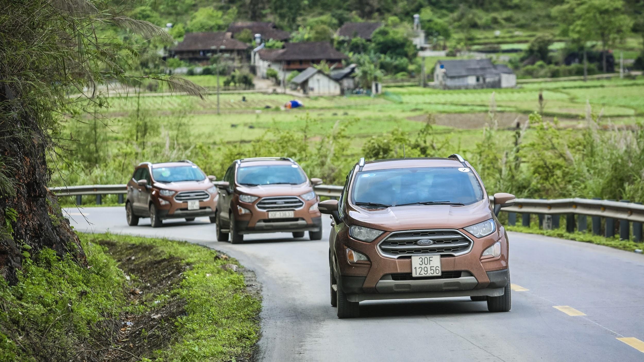 Ford EcoSport anh 1