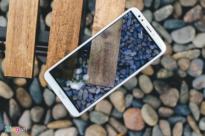 4 ly do chon mua Honor 7C hinh anh