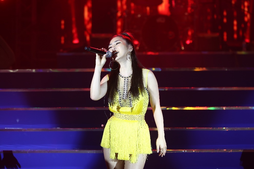 The Band by VinaPhone anh 6