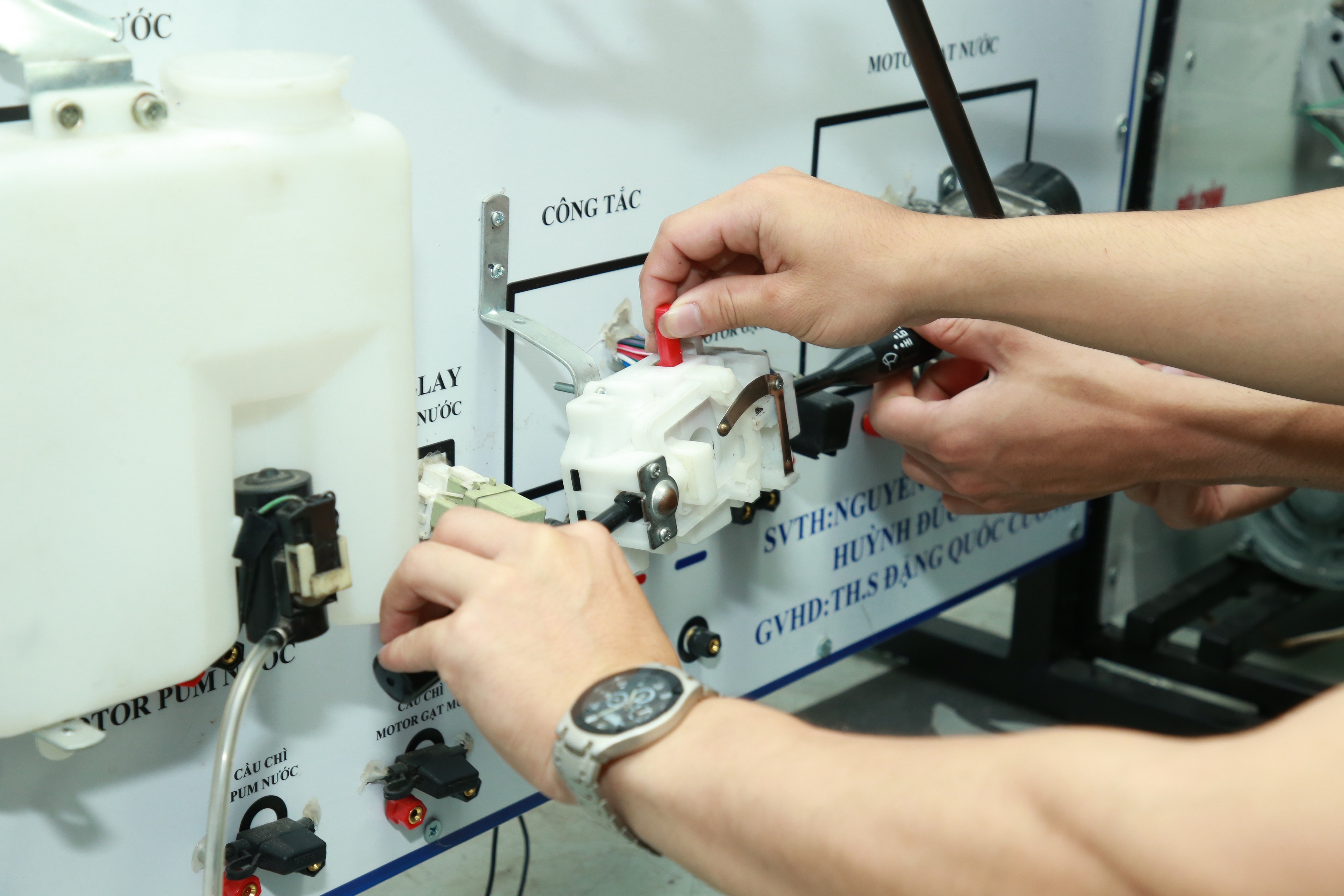 Kixx Engine Oil anh 12