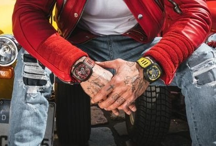 SevenFriday ra mat bo doi dong ho P3B Racing lay cam hung tu xe dua hinh anh