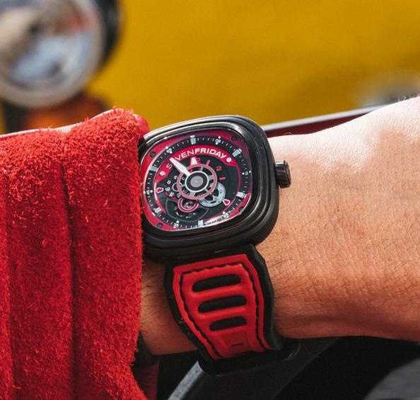 SevenFriday anh 5