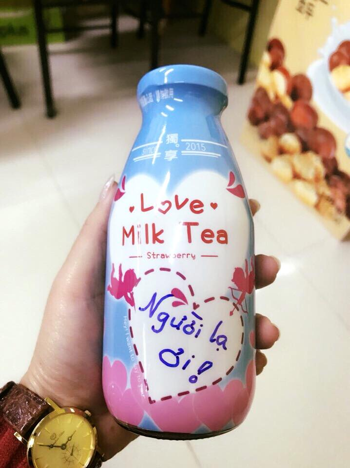 tra sua chai thuy tinh anh 7