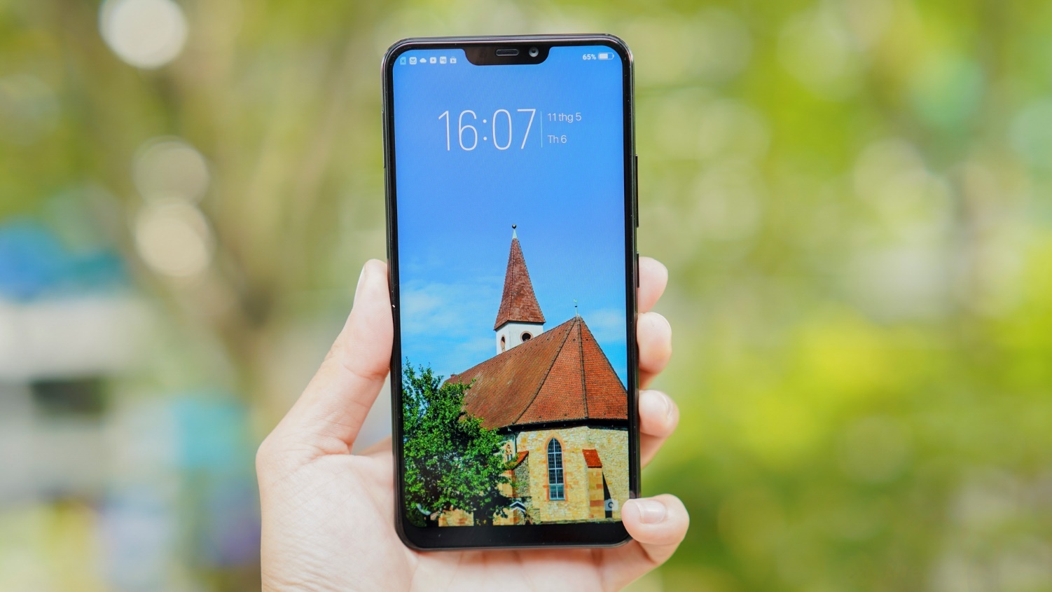 Vivo Y85: Smartphone duoi 6 trieu co camera kep, man hinh tran vien hinh anh