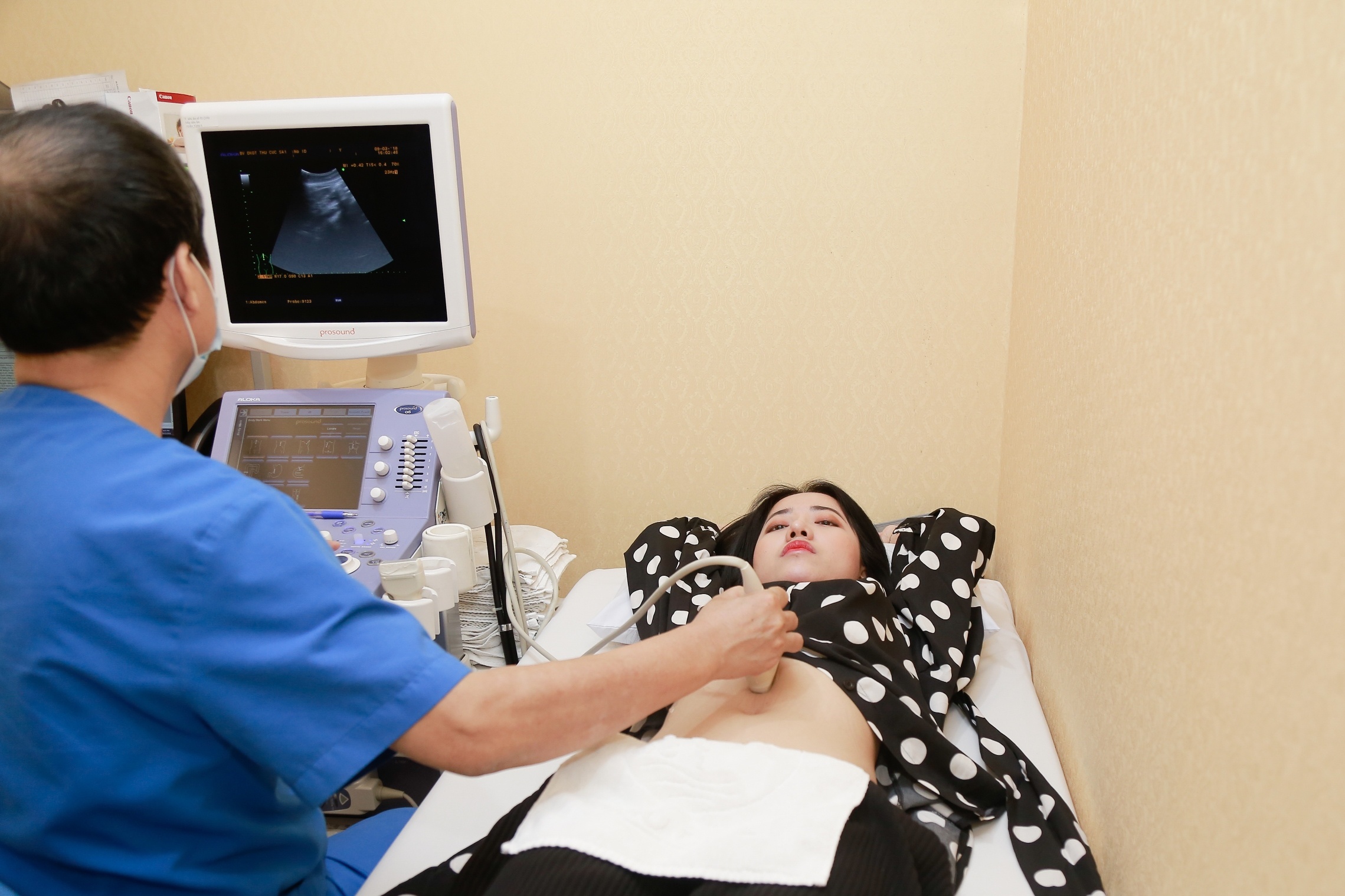 Tham my Thu Cuc anh 3