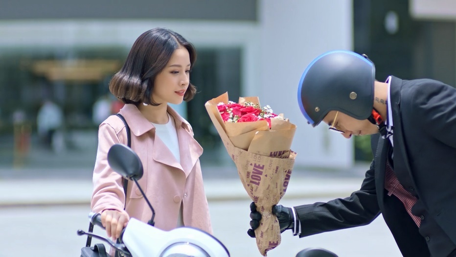 Isaac, Only C doi dau trong cuoc chien ‘cua do’ Chi Pu hinh anh