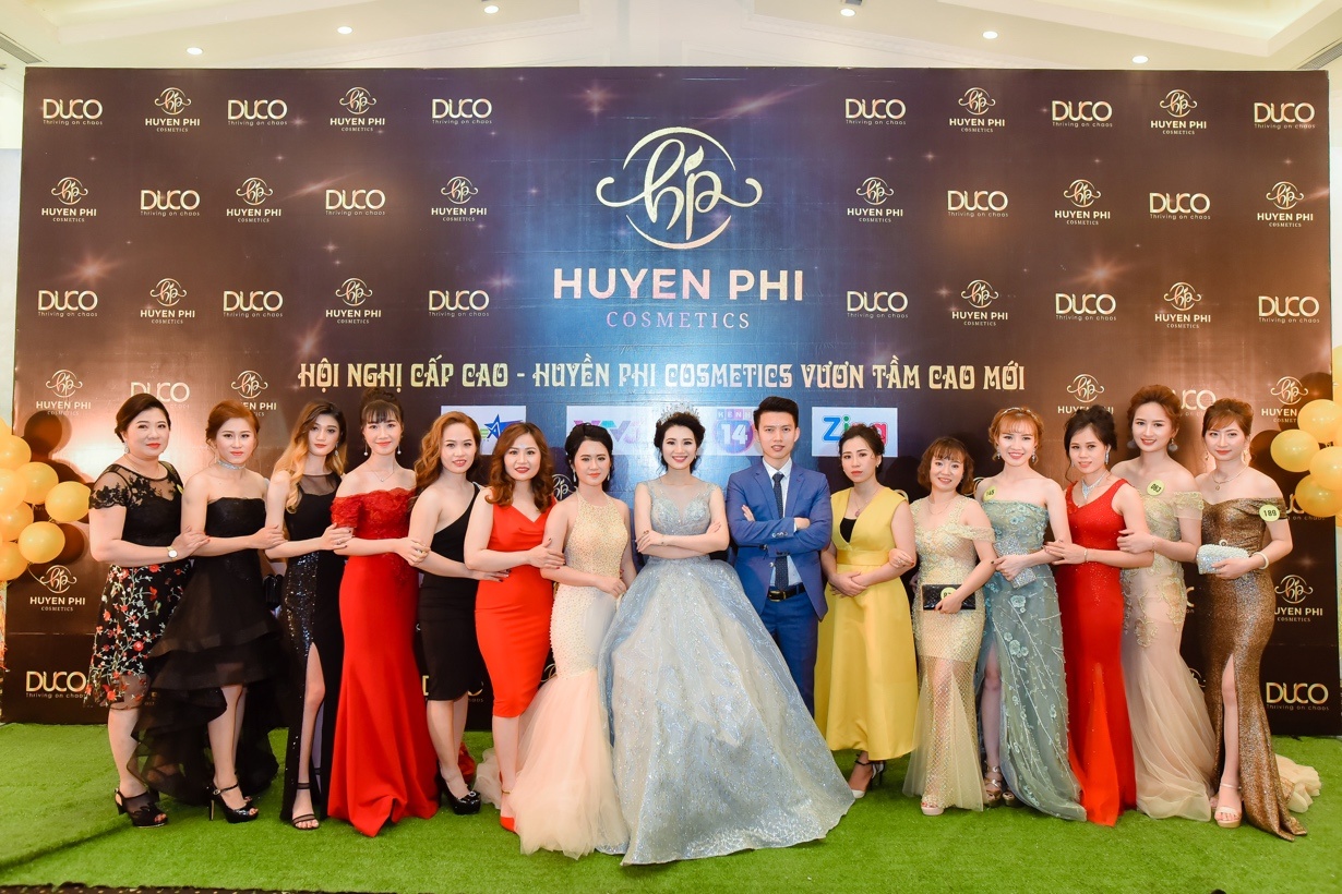 My pham Huyen Phi to chuc thanh cong 'The Inspiration Gala Dinner' hinh anh