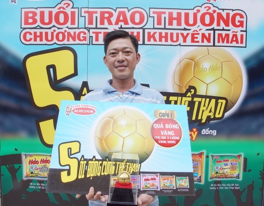 An mi Hao Hao trung bong vang lien tay hinh anh