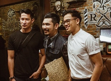 Sao Viet du khai truong tiem toc 4RAU Barber Shop hinh anh