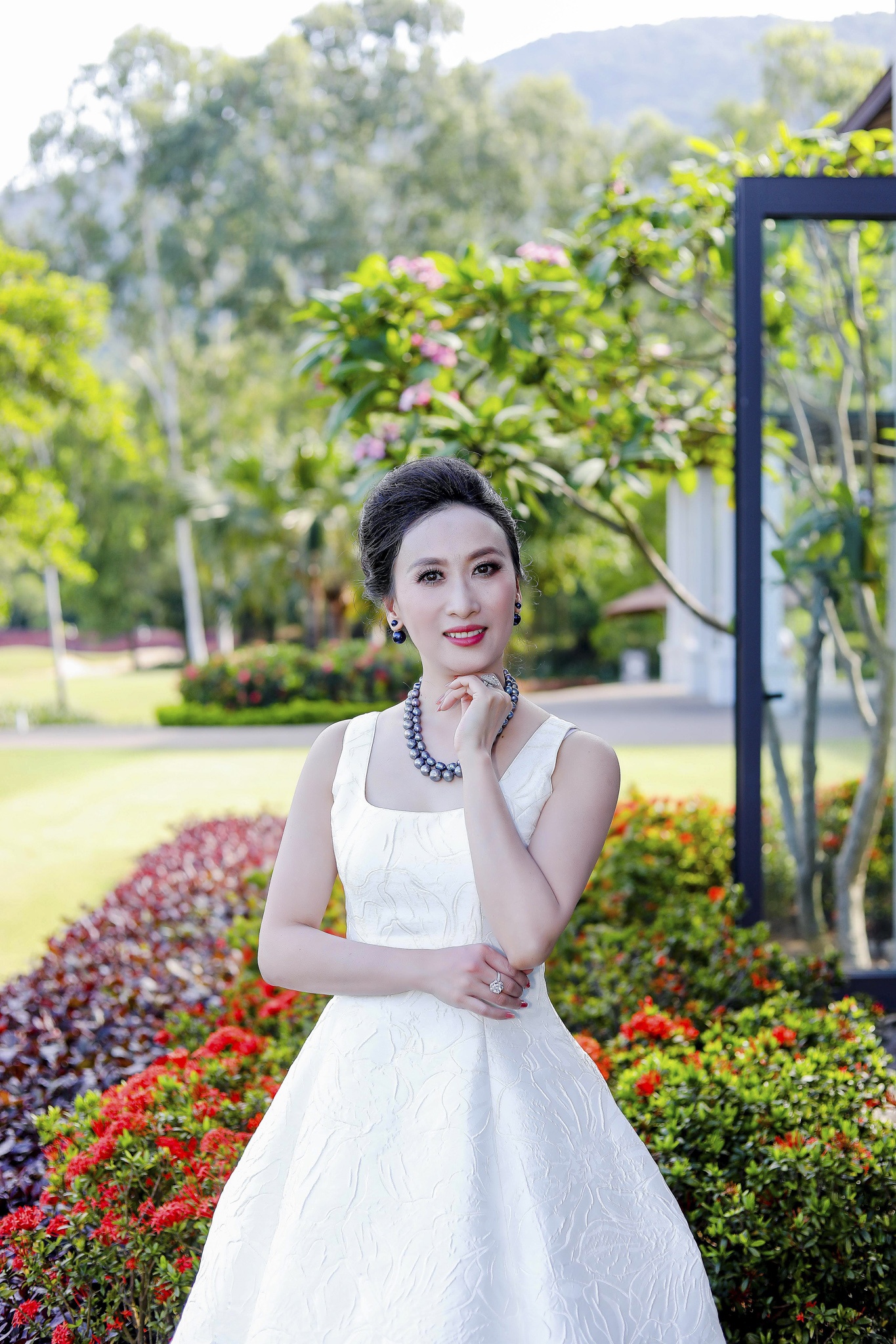 Hoa hau Diem Chau anh 7