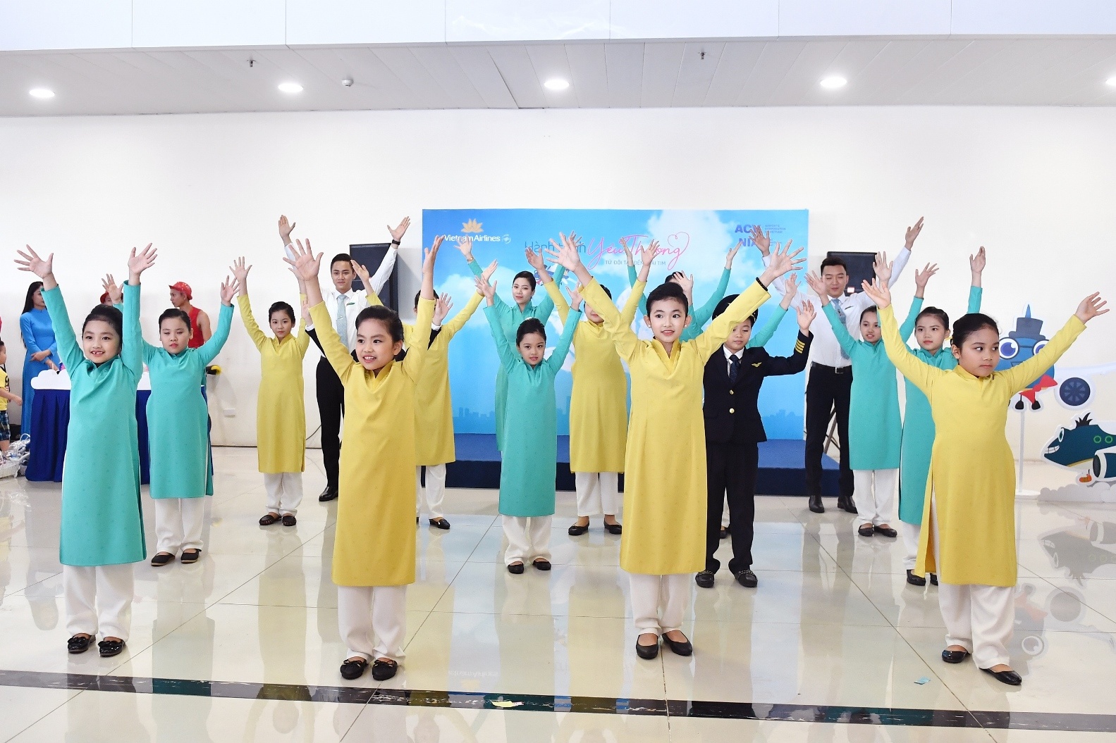 Vietnam Airlines anh 6