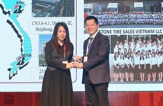 Bridgestone Viet Nam dat danh hieu nha cung cap chat luong cua nam hinh anh